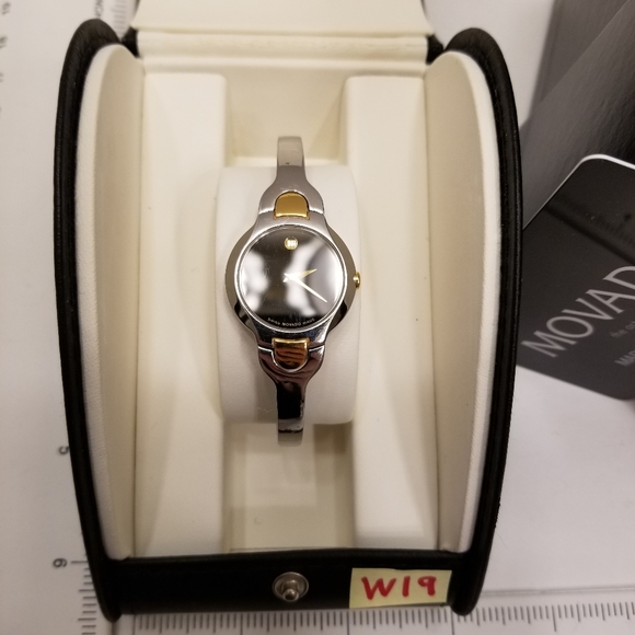 Movado Kara Women Bagle Swiss Stainless Steel Crystal Watch 0605248 Fresh Batter - Picture 2 of 16